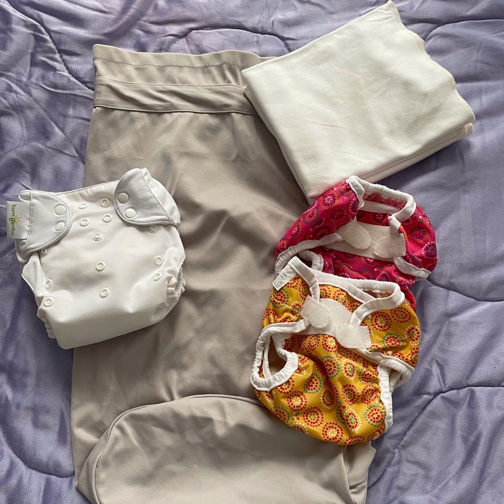 Cloth diapers and Wet bag